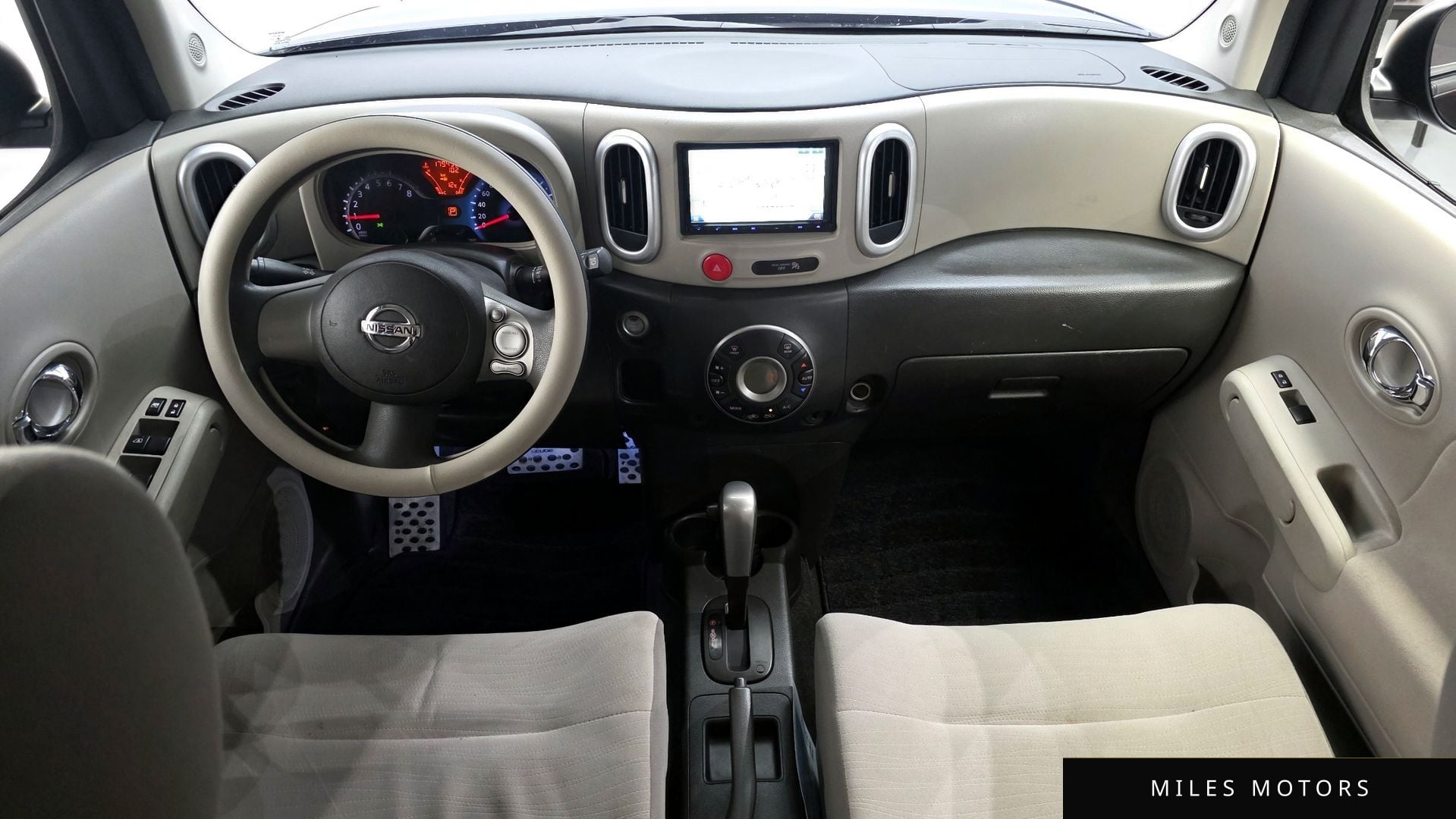 Nissan Cube 2012 — миниатюра 7