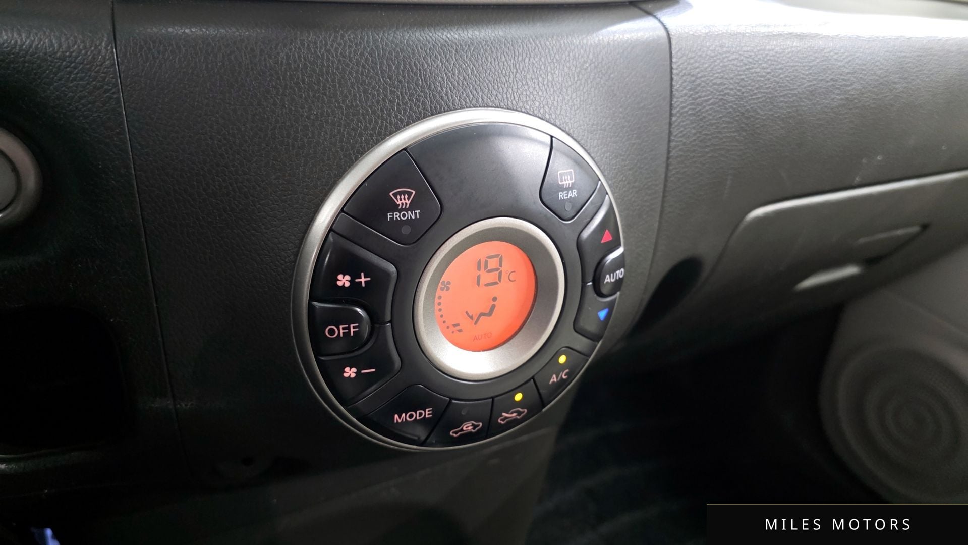 Nissan Cube 2012 — миниатюра 17