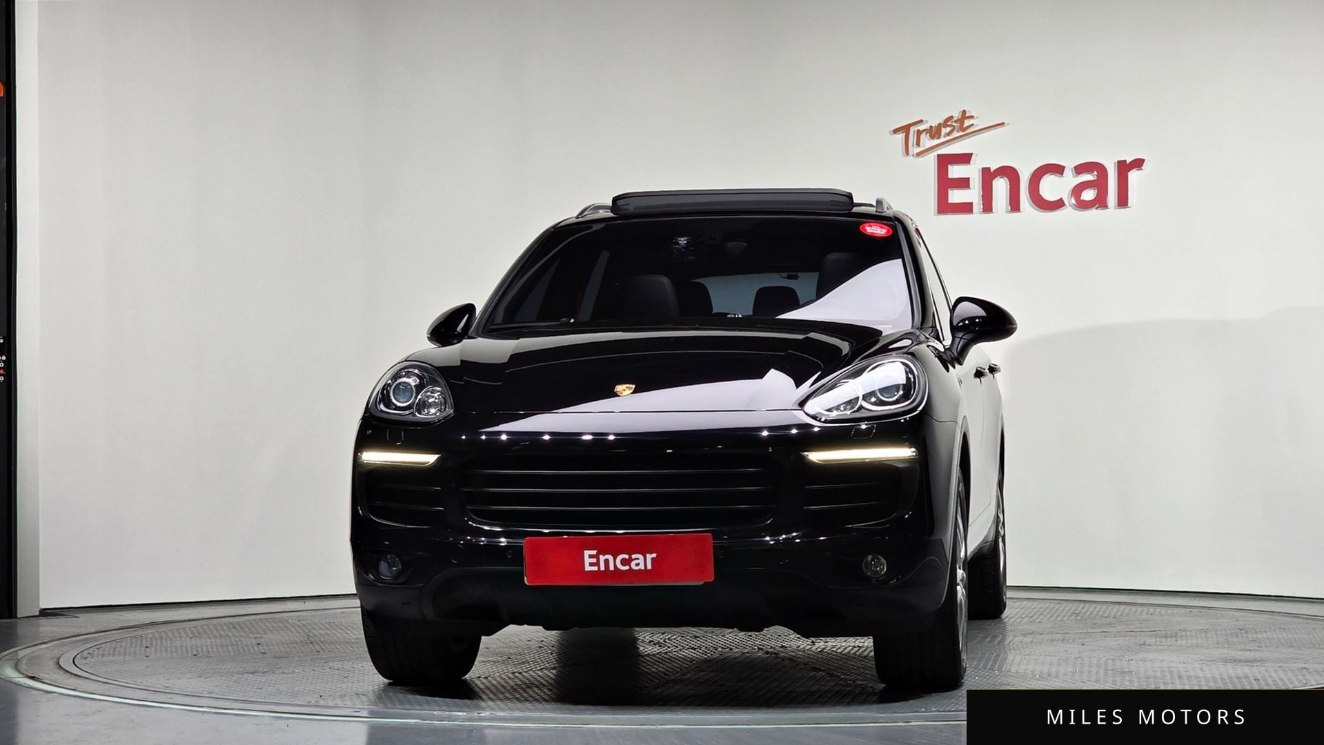 Porsche Cayenne 2016 — миниатюра 3