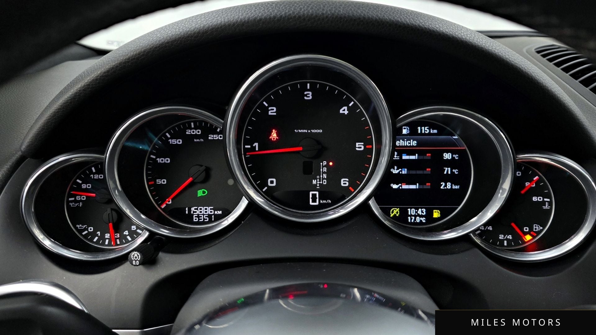 Porsche Cayenne 2016 — миниатюра 8