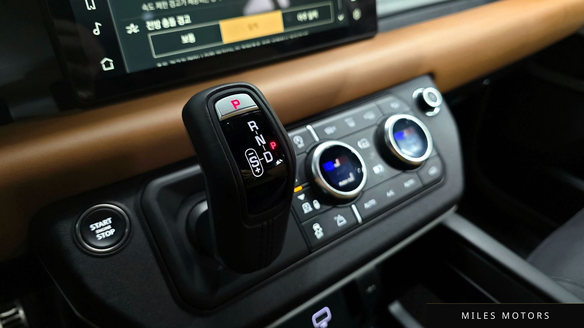 Land Rover 디펜더 (L663) 2024 — миниатюра 12