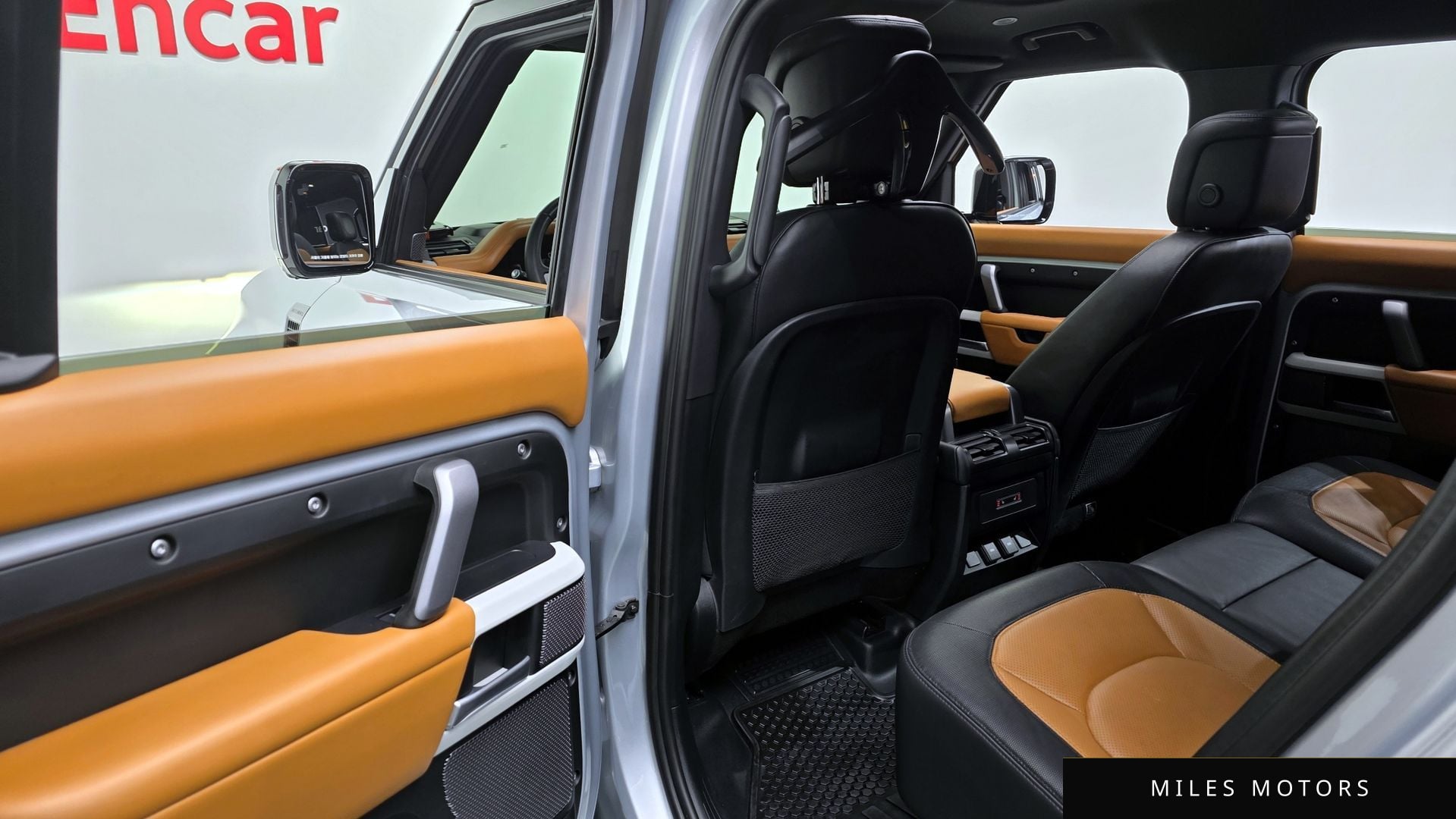Land Rover 디펜더 (L663) 2024 — миниатюра 28