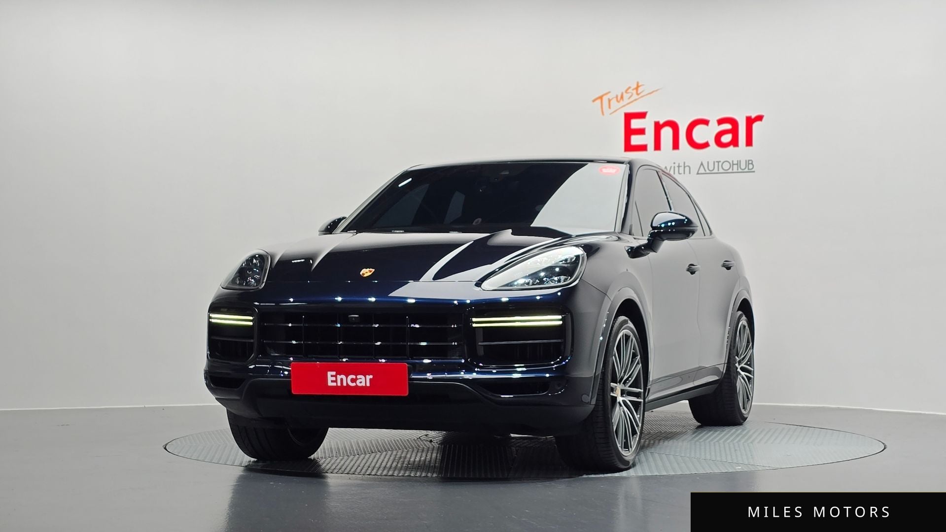 Porsche Cayenne 2021 — миниатюра 3