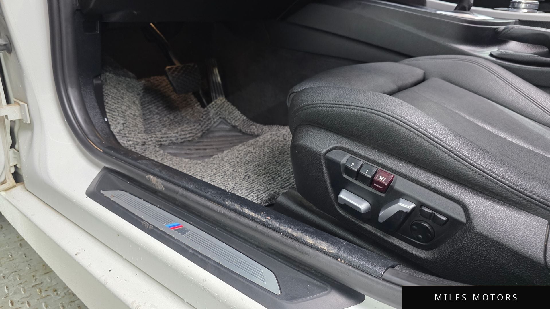 BMW 3 Series (F30) 2018 — миниатюра 23