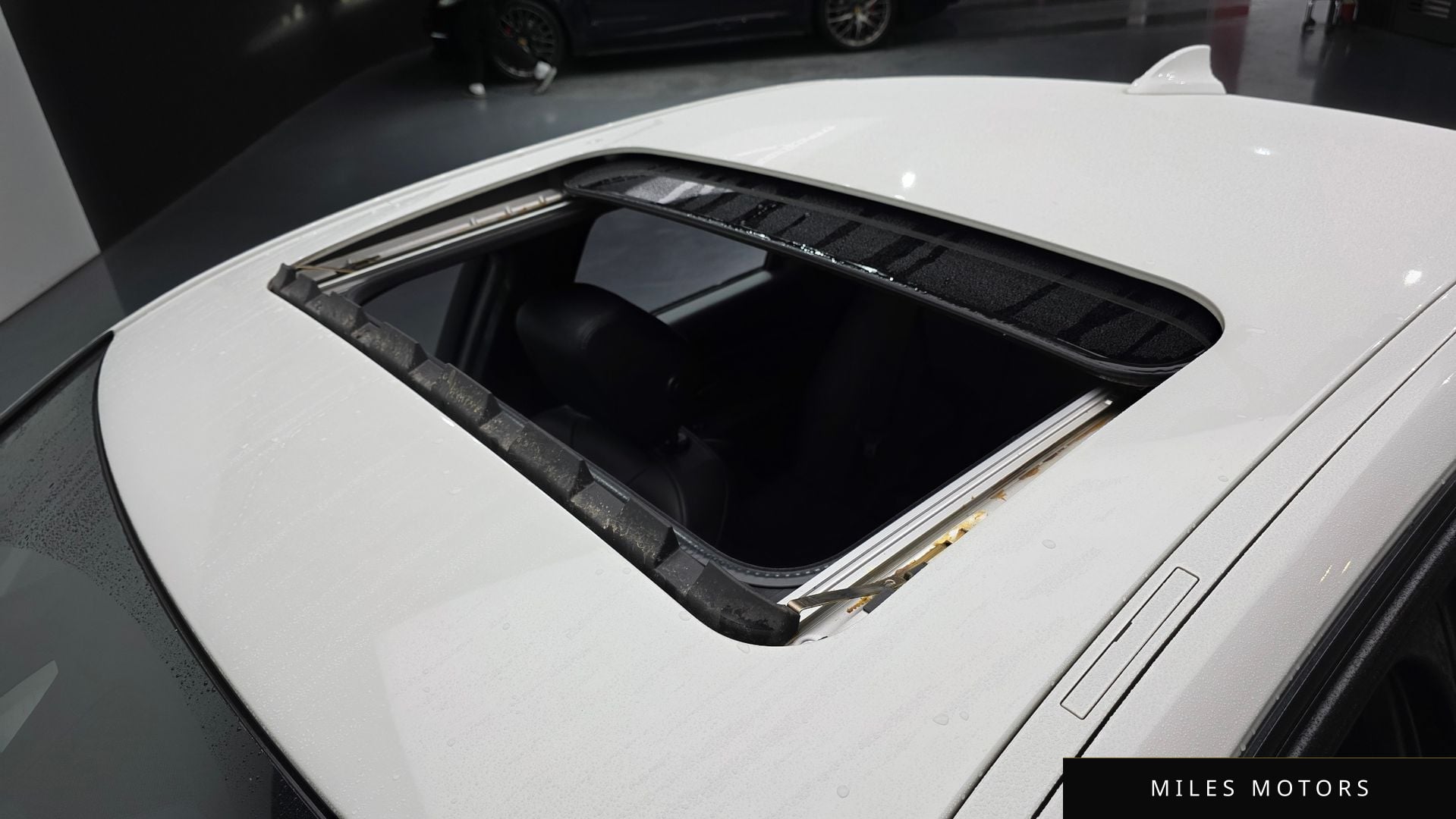 BMW 3 Series (F30) 2018 — миниатюра 25