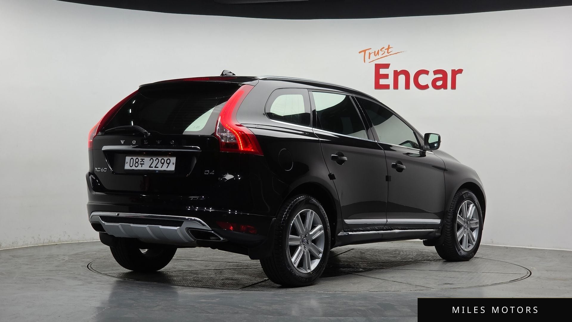 Volvo XC60 2017 — миниатюра 2