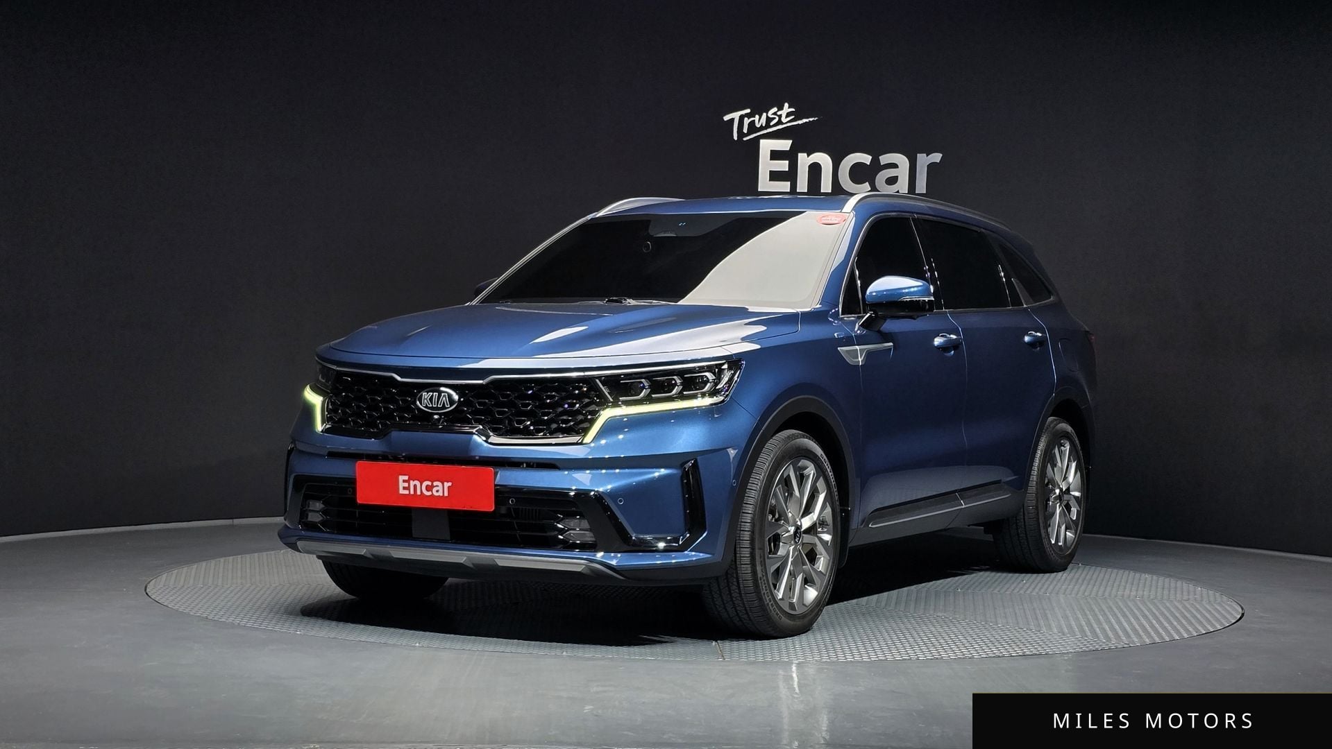 Kia Sorento 2021 — фото 1 из 12