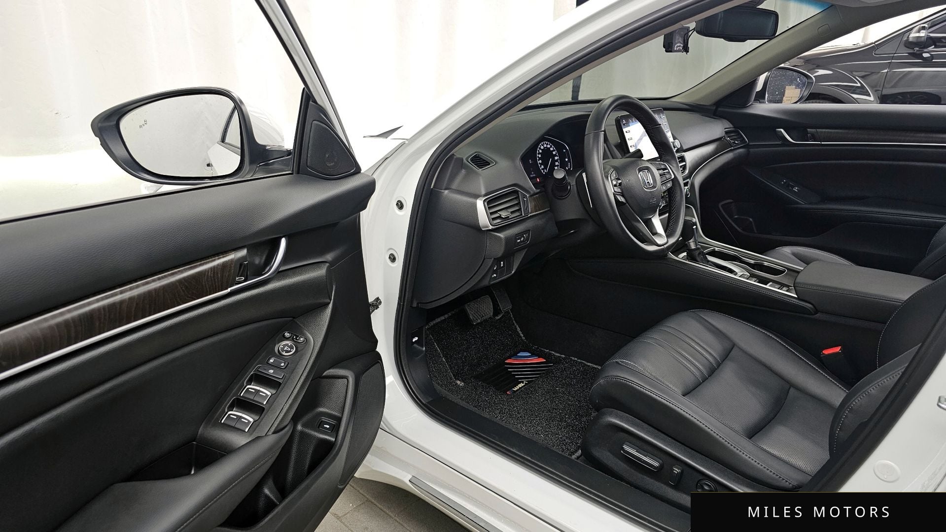 Honda Accord 2022 — миниатюра 13