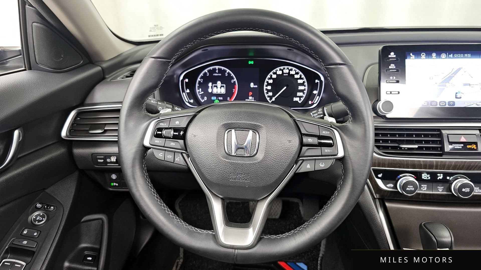 Honda Accord 2022 — миниатюра 19