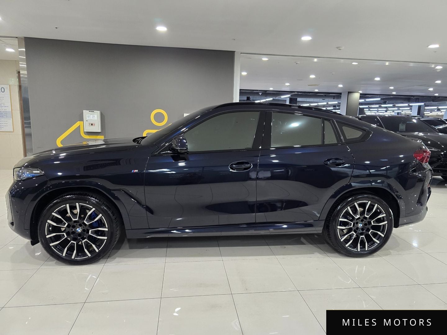 BMW X6 (G06) 2025 — миниатюра 2