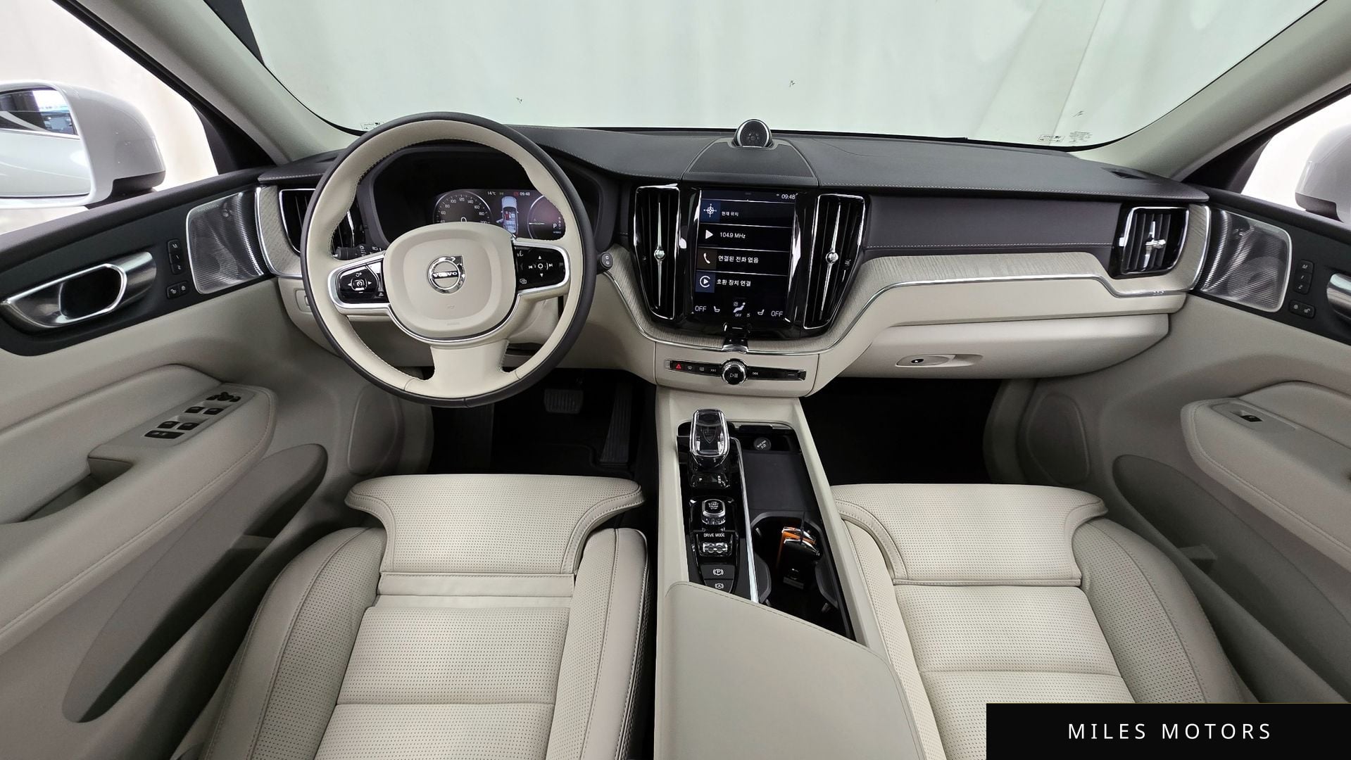 Volvo XC60 2021 — миниатюра 10