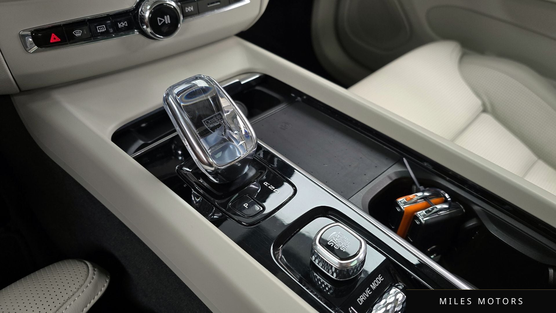 Volvo XC60 2021 — миниатюра 12