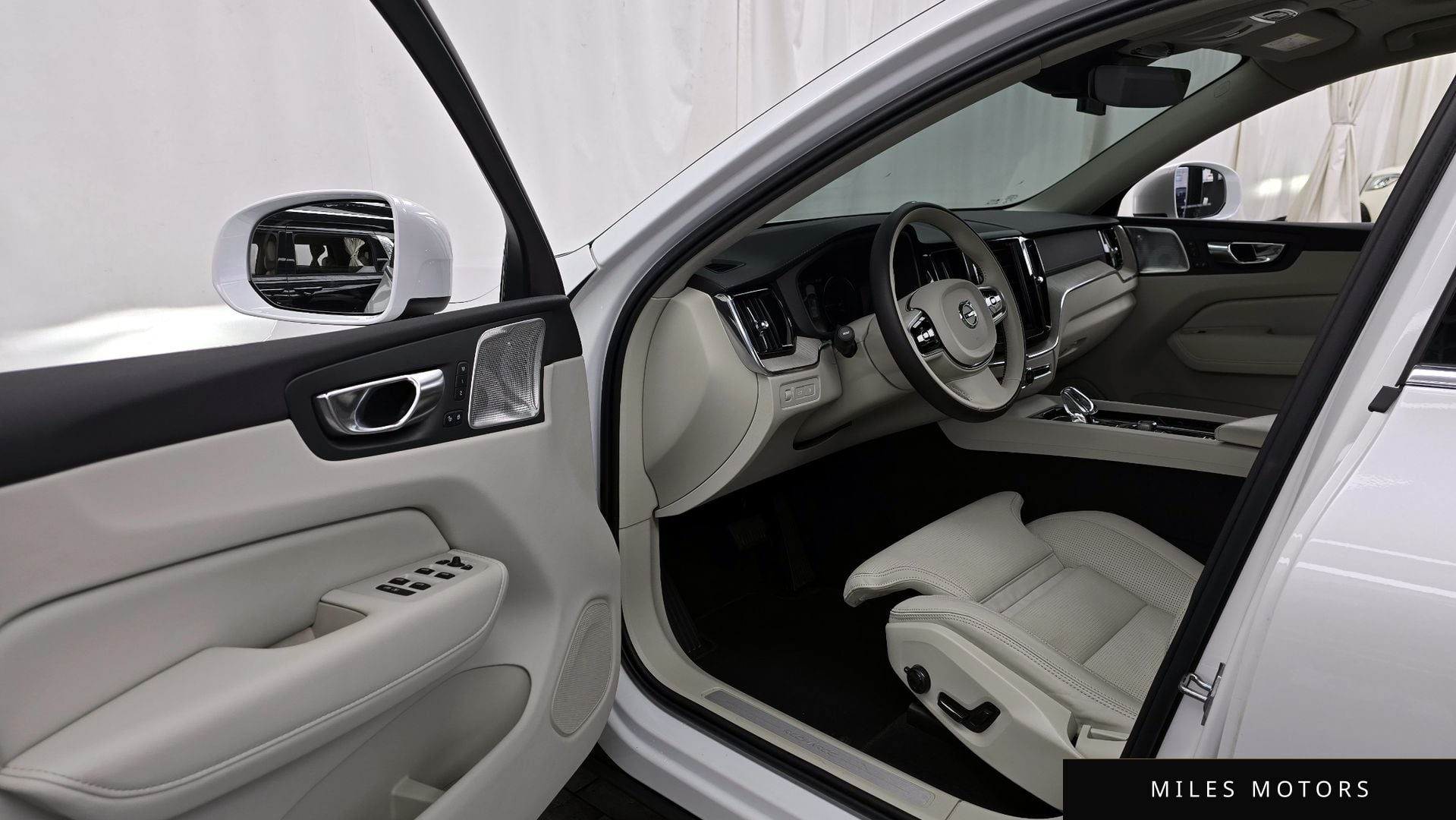 Volvo XC60 2021 — миниатюра 13