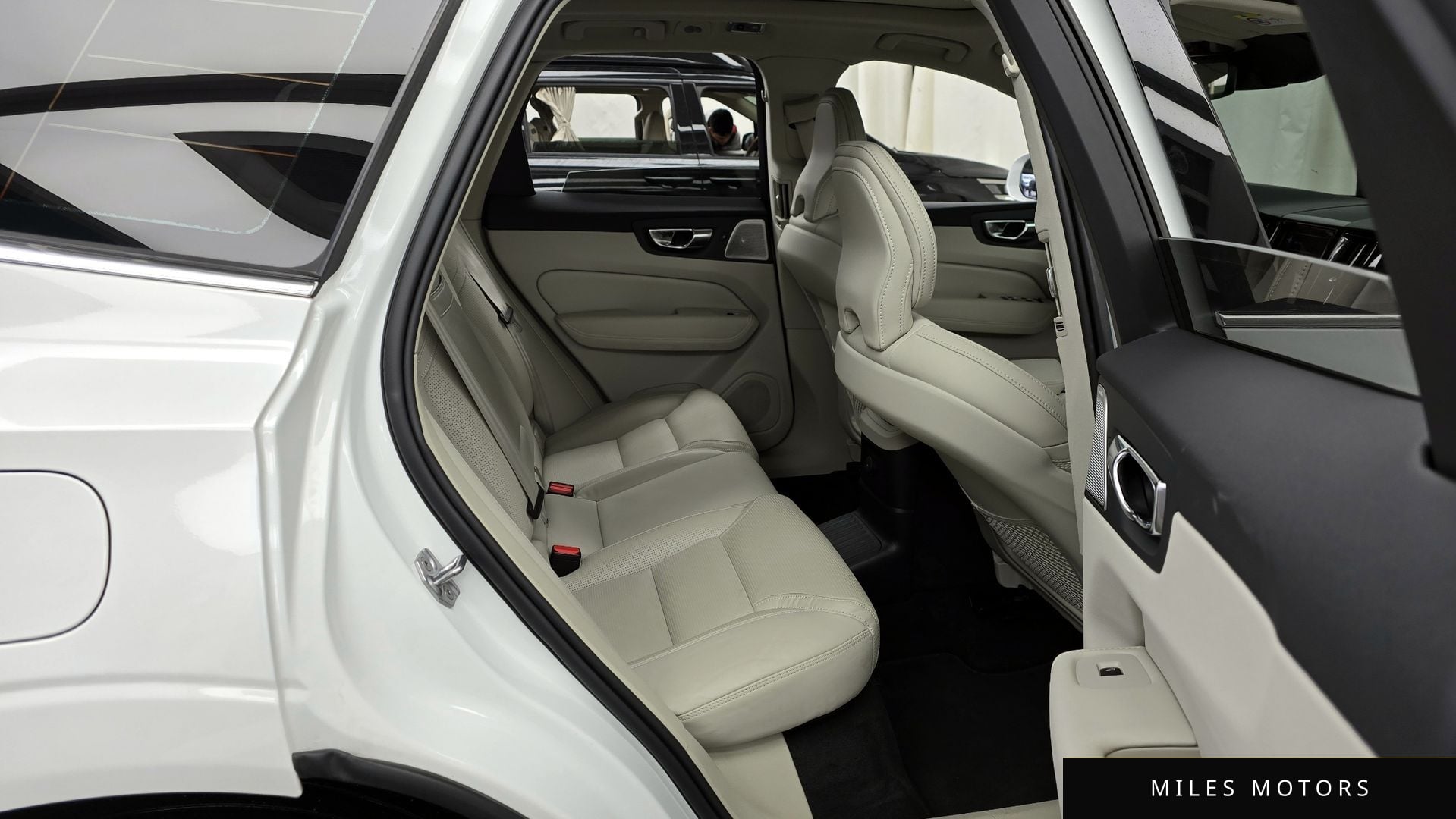 Volvo XC60 2021 — миниатюра 16