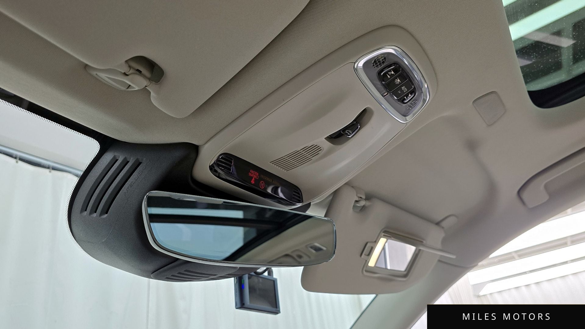 Volvo XC60 2021 — миниатюра 29