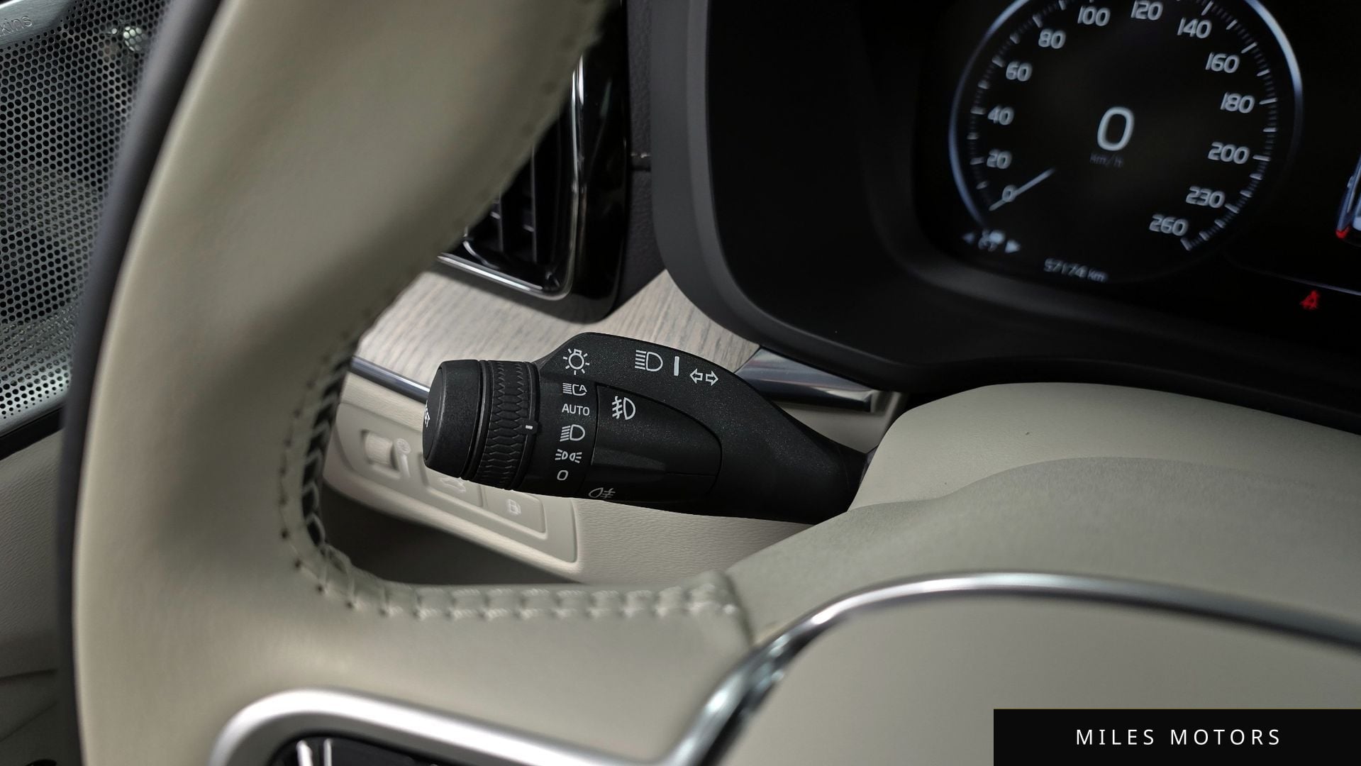 Volvo XC60 2021 — миниатюра 33