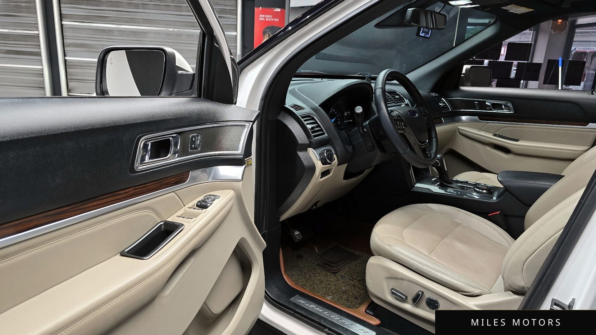 Ford Explorer 2018 — миниатюра 10