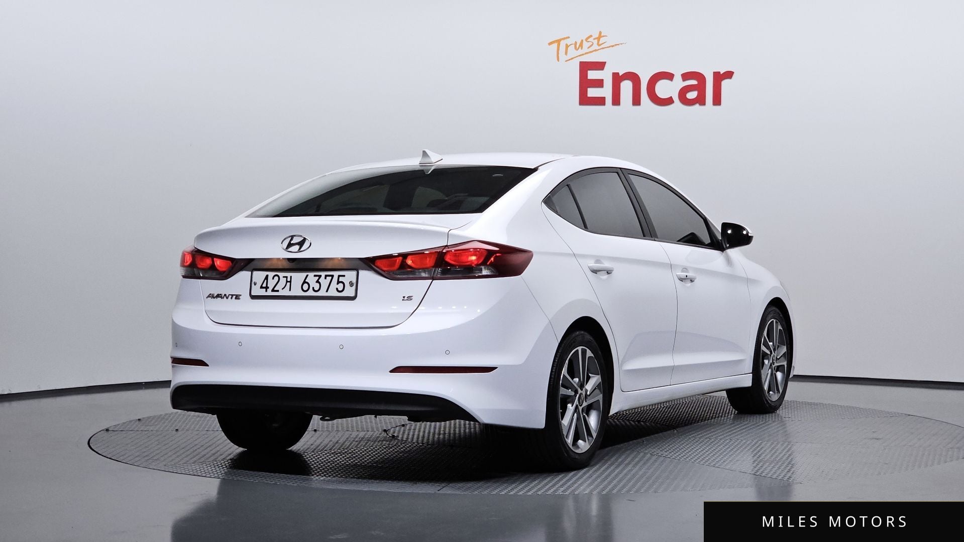 Hyundai AVANTE 2018 — миниатюра 2