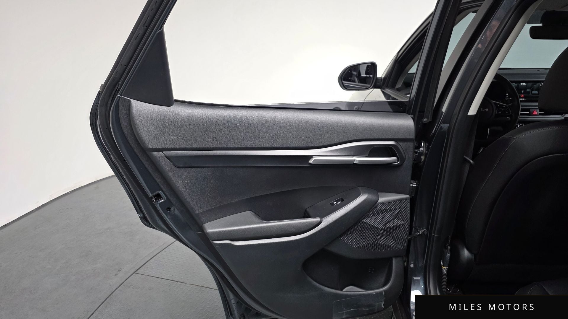 Kia Seltos 2023 — миниатюра 15
