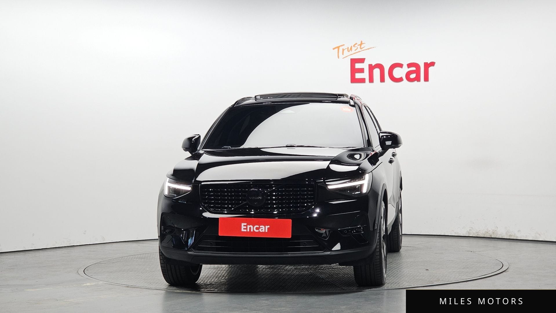 Volvo XC40 2025 — миниатюра 3