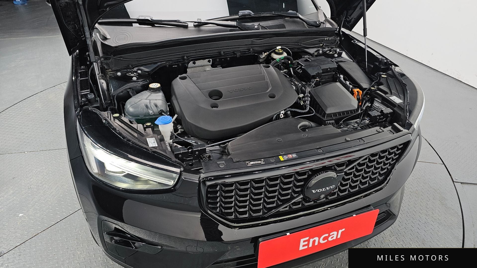Volvo XC40 2025 — миниатюра 6