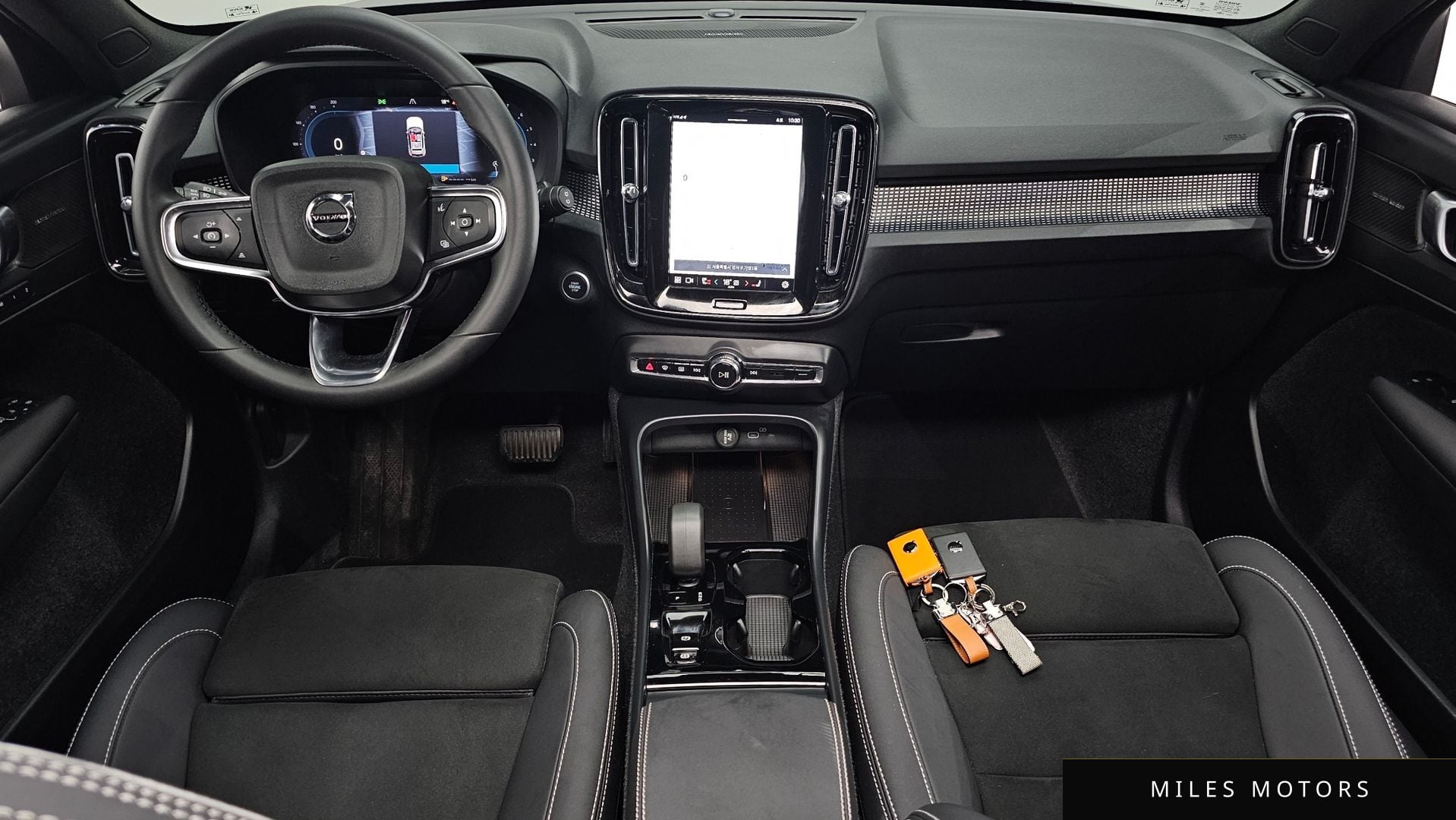 Volvo XC40 2025 — миниатюра 10