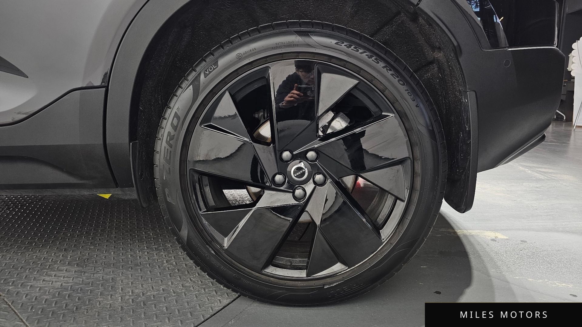 Volvo XC40 2025 — миниатюра 7