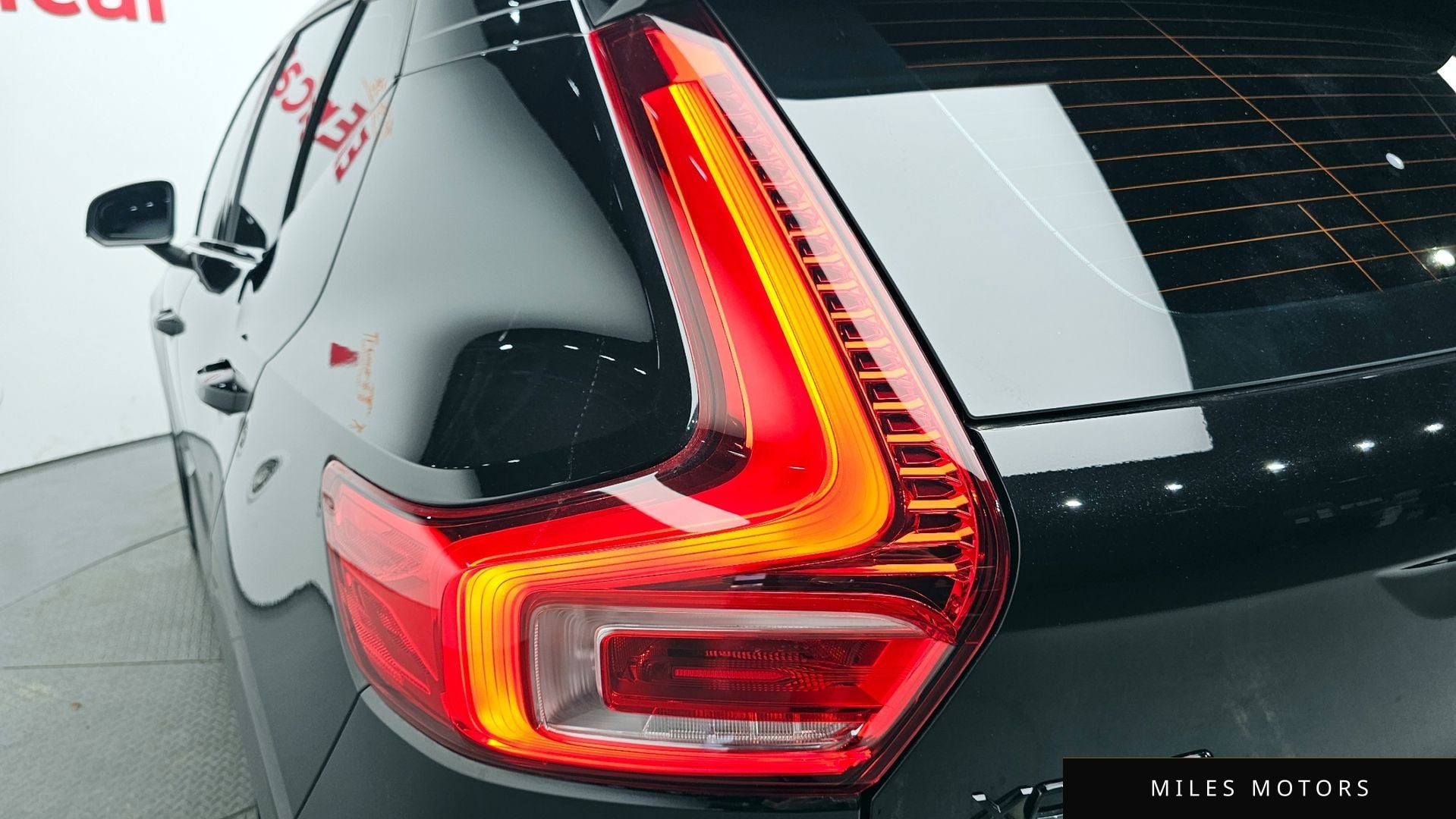 Volvo XC40 2025 — миниатюра 9