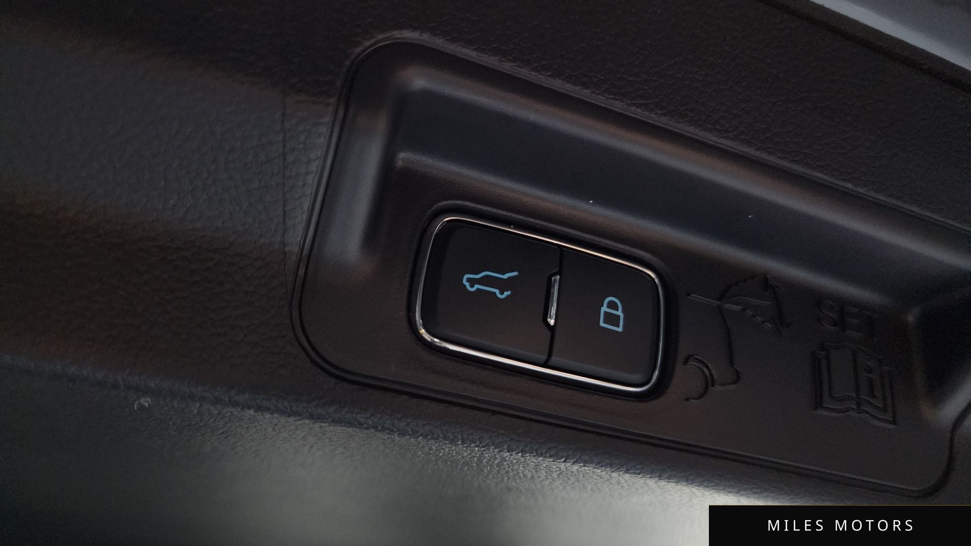 Ford 익스플로러 2025 — миниатюра 27
