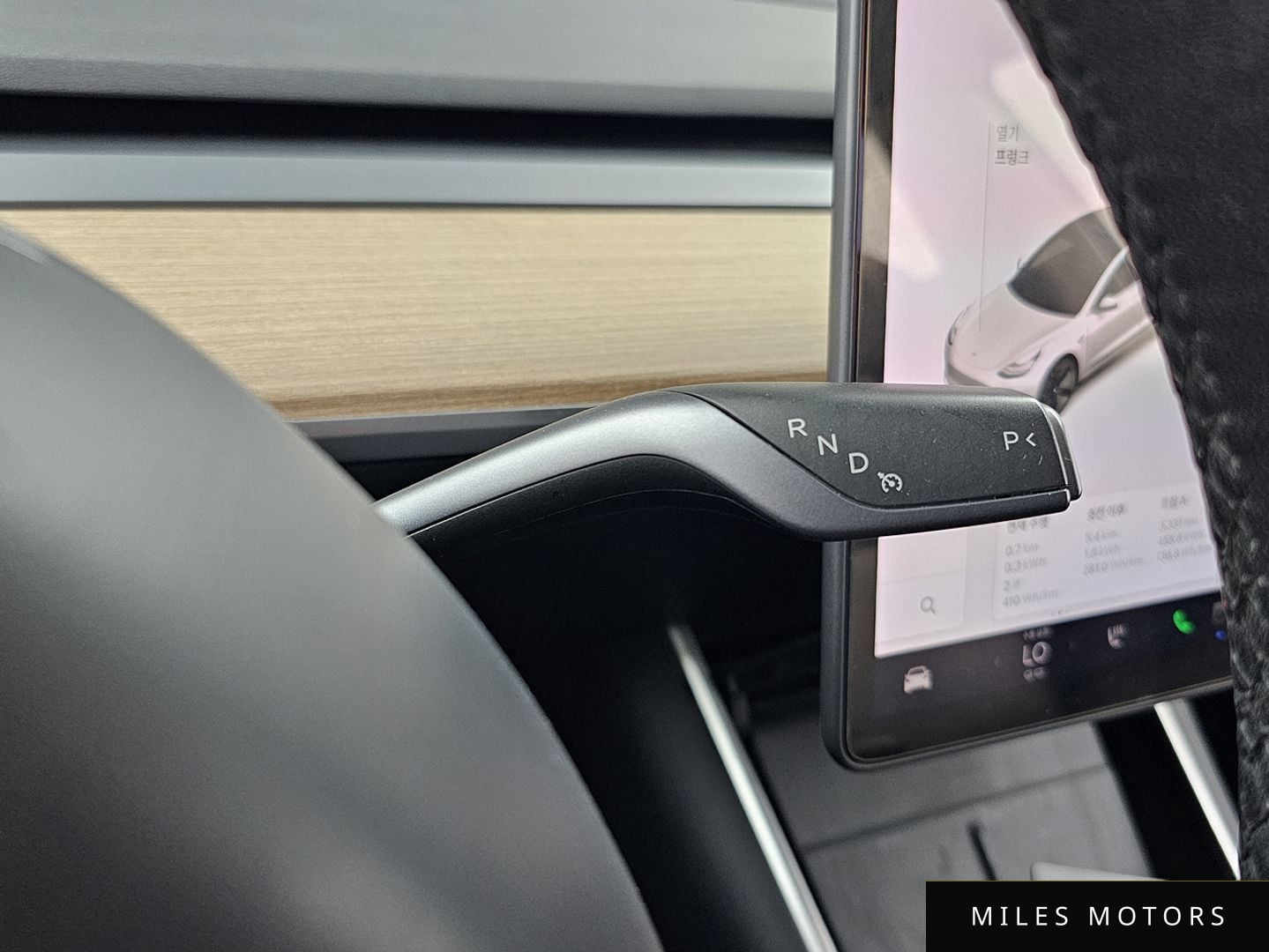 Tesla Model 3 2020 — миниатюра 9