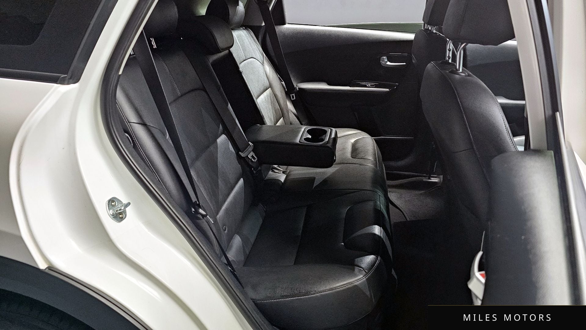 Kia Niro 2017 — миниатюра 11