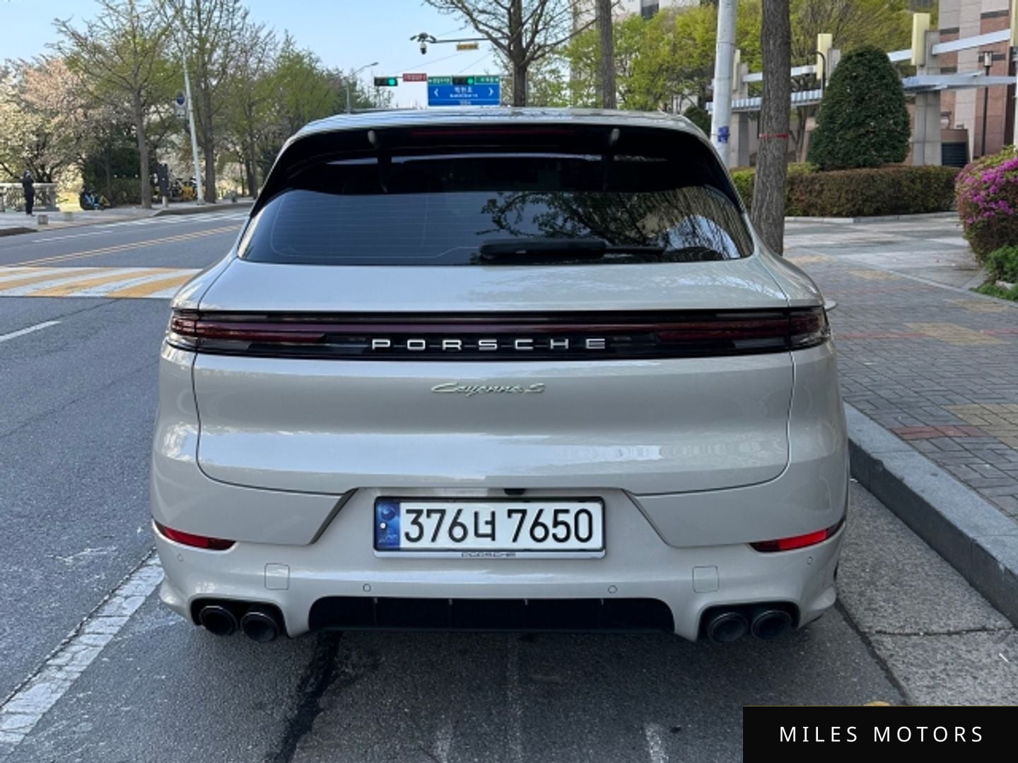 Porsche Cayenne 2024 — миниатюра 3