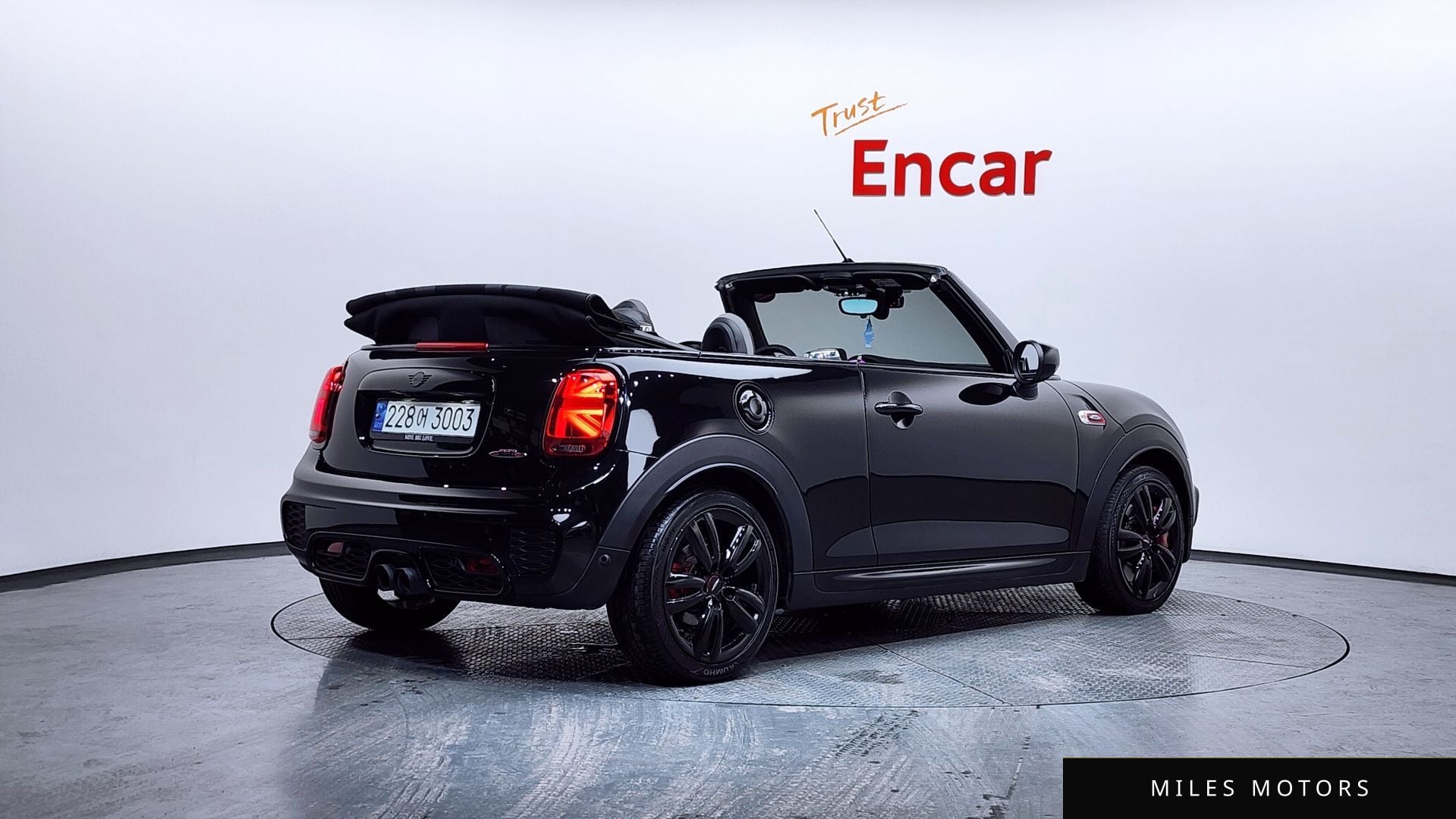 MINI Cooper Convertible 2021 — миниатюра 2