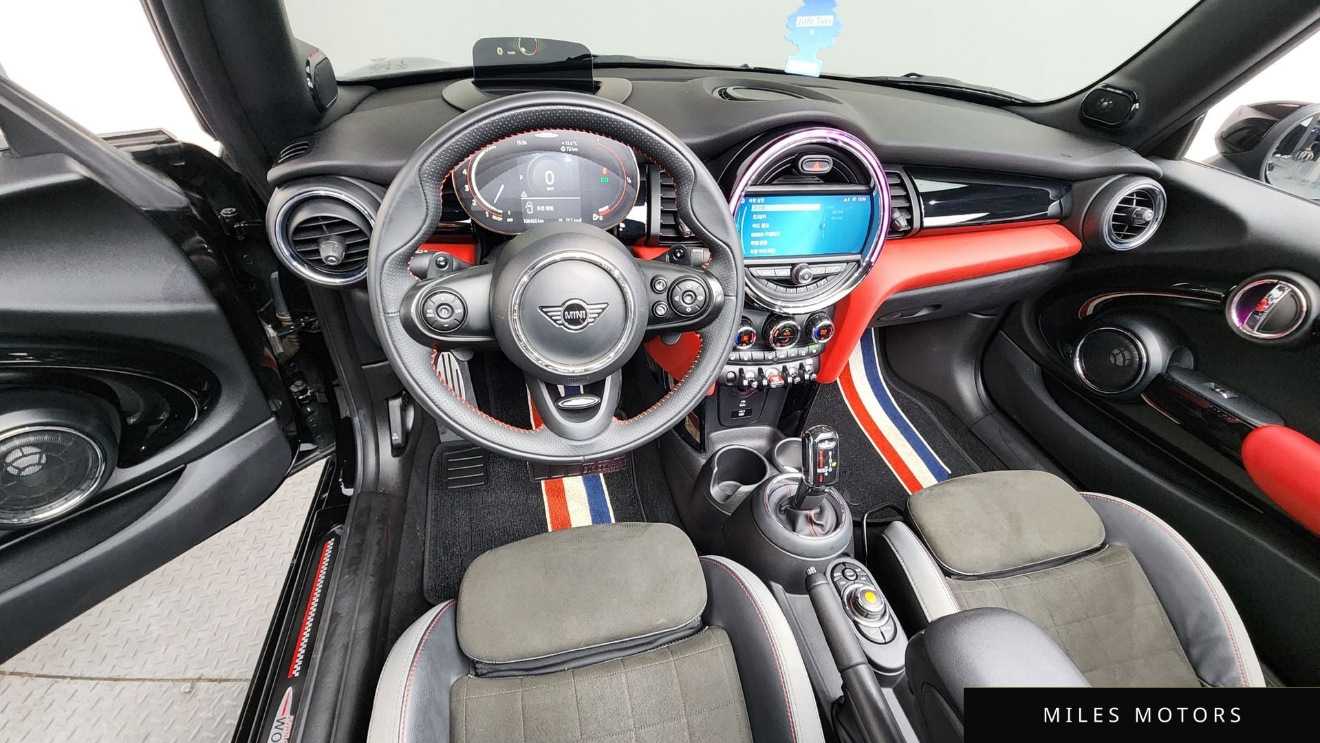MINI Cooper Convertible 2021 — миниатюра 10