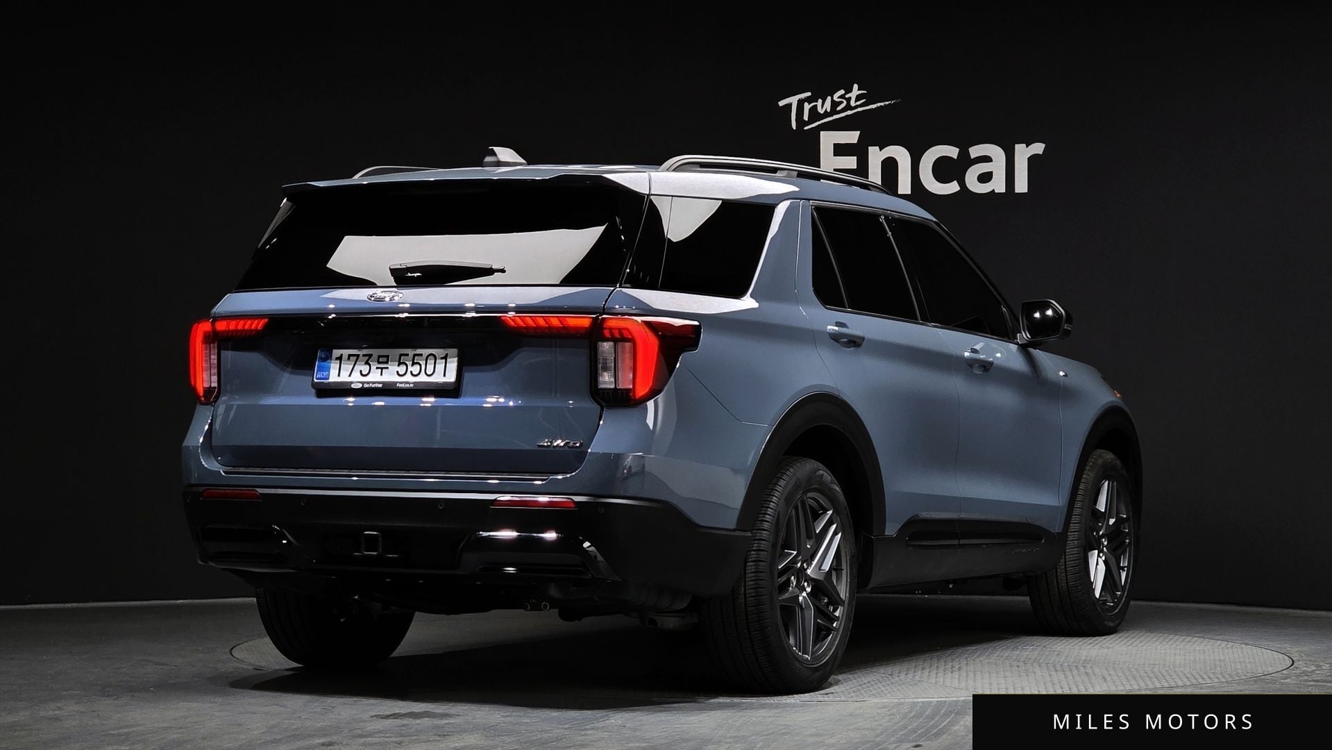 Ford Explorer 2025 — миниатюра 2