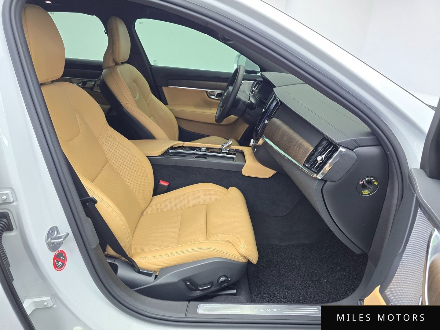 Volvo S90 2023 — миниатюра 11