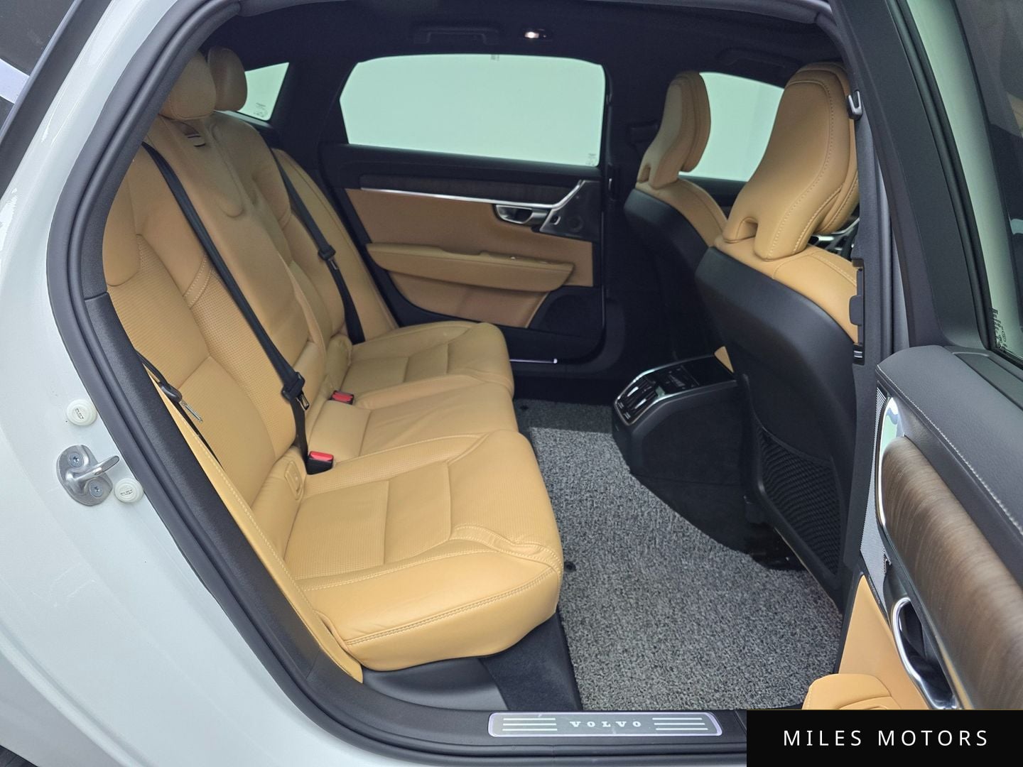 Volvo S90 2023 — миниатюра 12