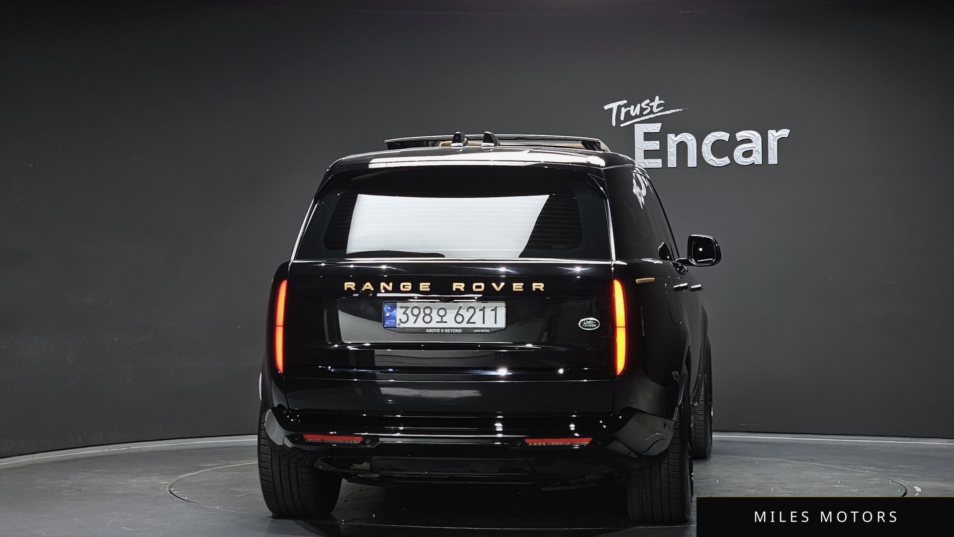 Land Rover Range Rover 2023 — миниатюра 4