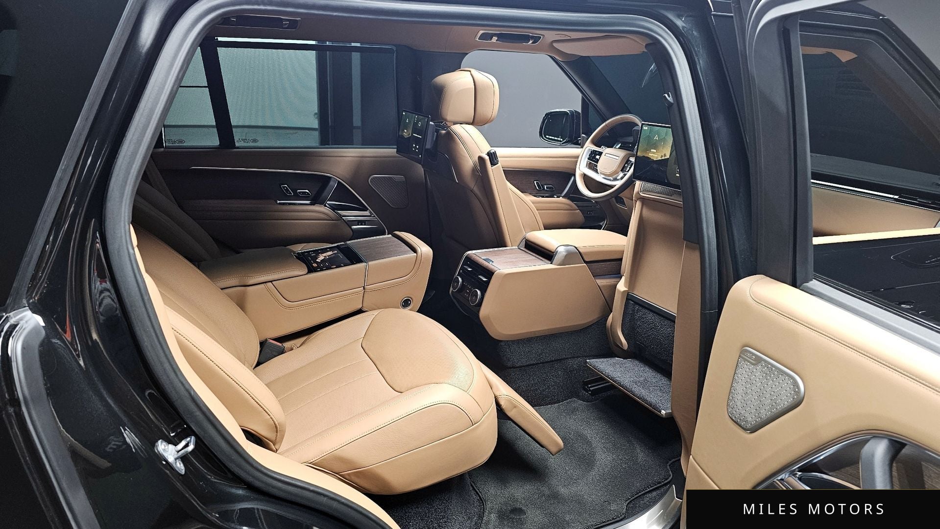 Land Rover Range Rover 2023 — миниатюра 11