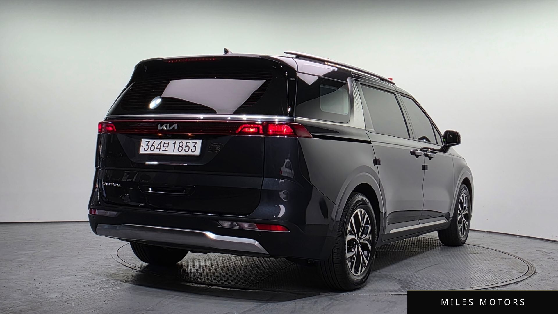 Kia Carnival 2022 — миниатюра 2