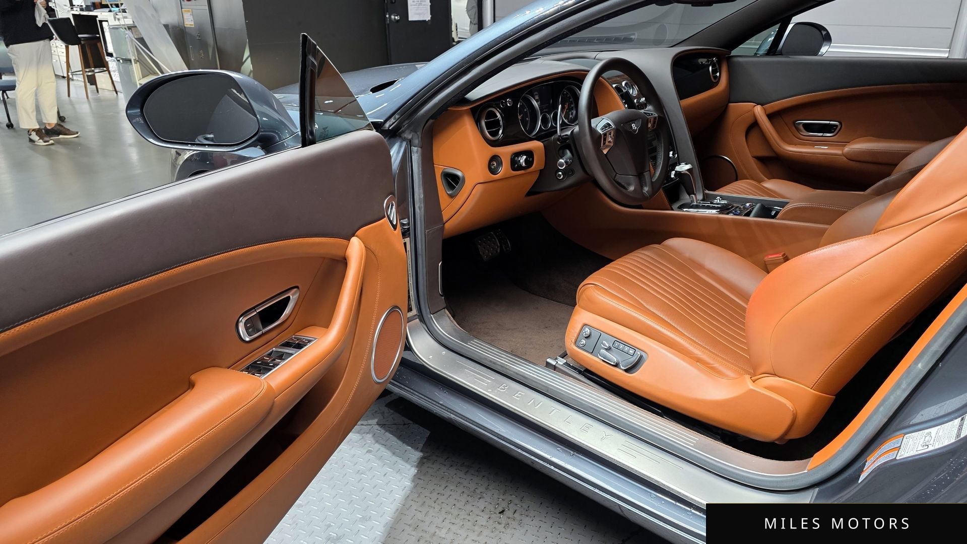 Bentley Continental GT 2016 — миниатюра 10