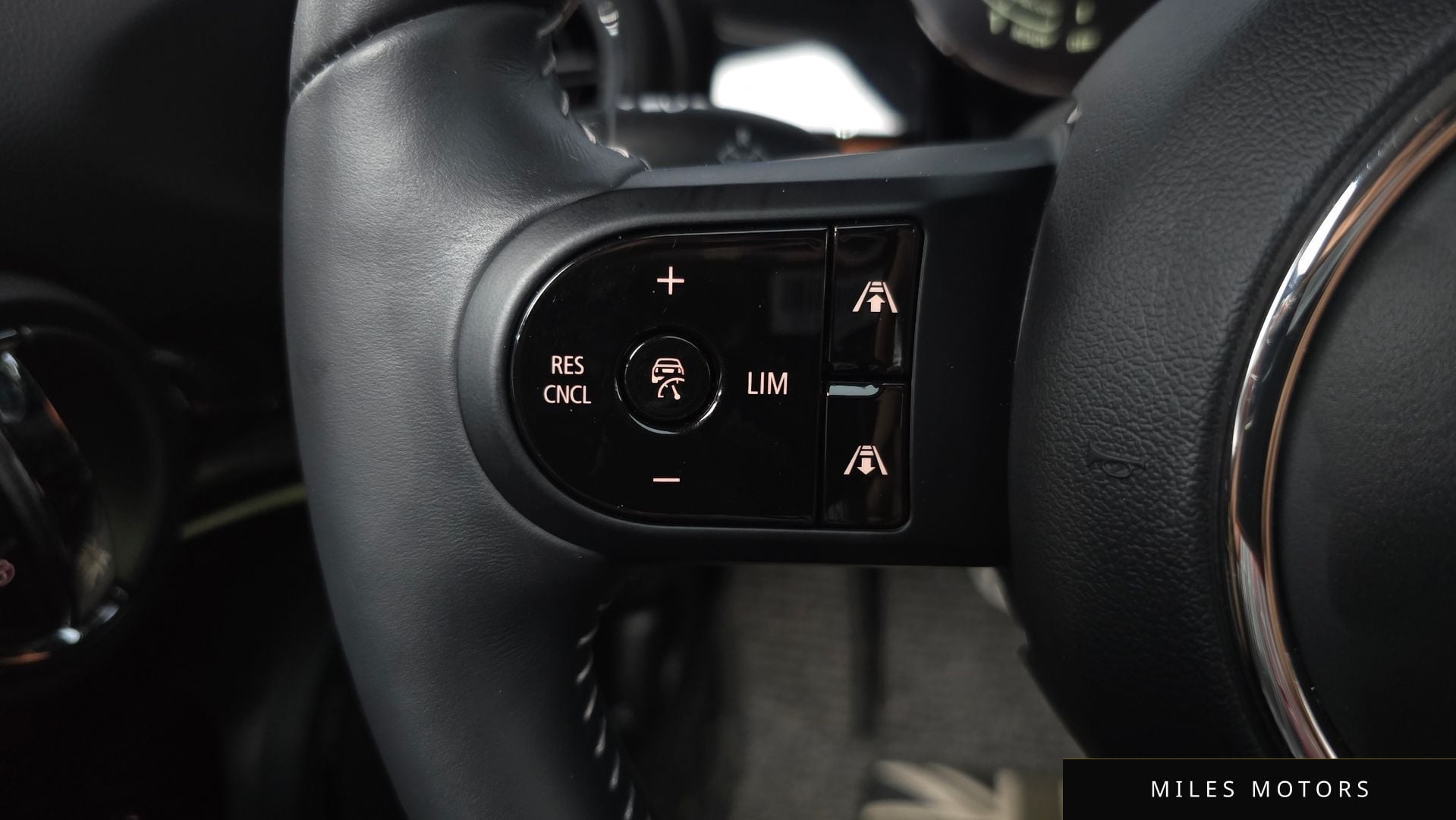 MINI 쿠퍼 S 2024 — миниатюра 22
