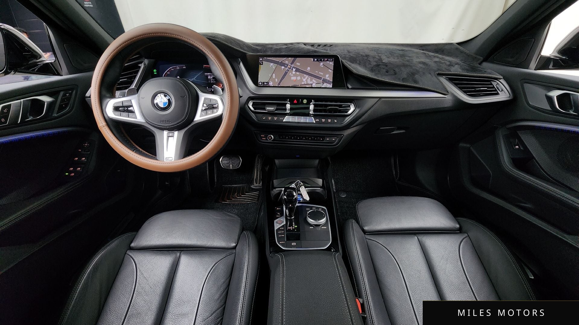 BMW 1시리즈 (F40) 2022 — миниатюра 7