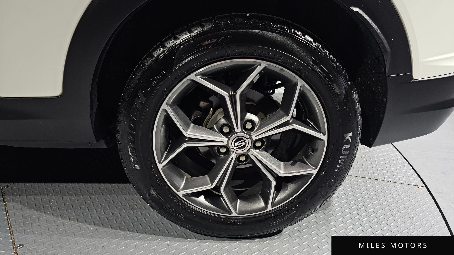 KG Mobility Beautiful Korando 2021 — миниатюра 5