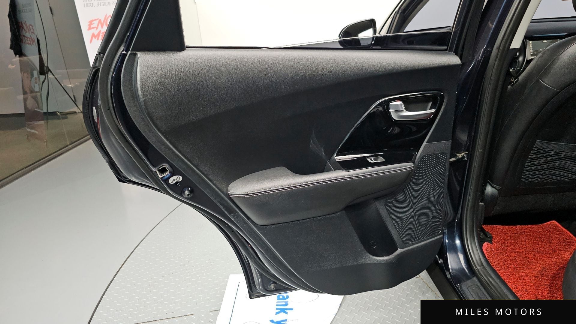 Kia Niro 2017 — миниатюра 15
