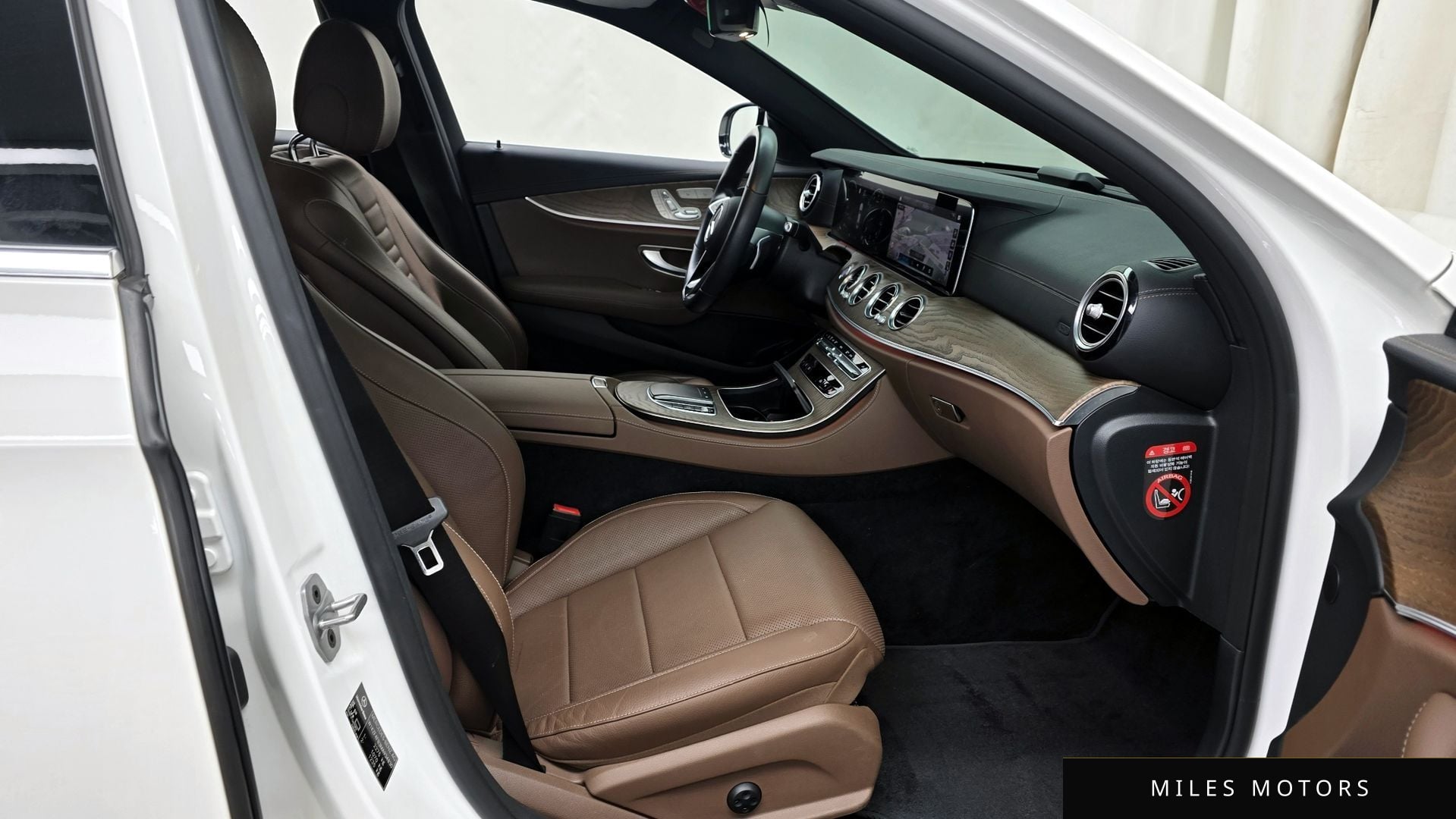 Mercedes-Benz E-Class W213 2021 — миниатюра 11