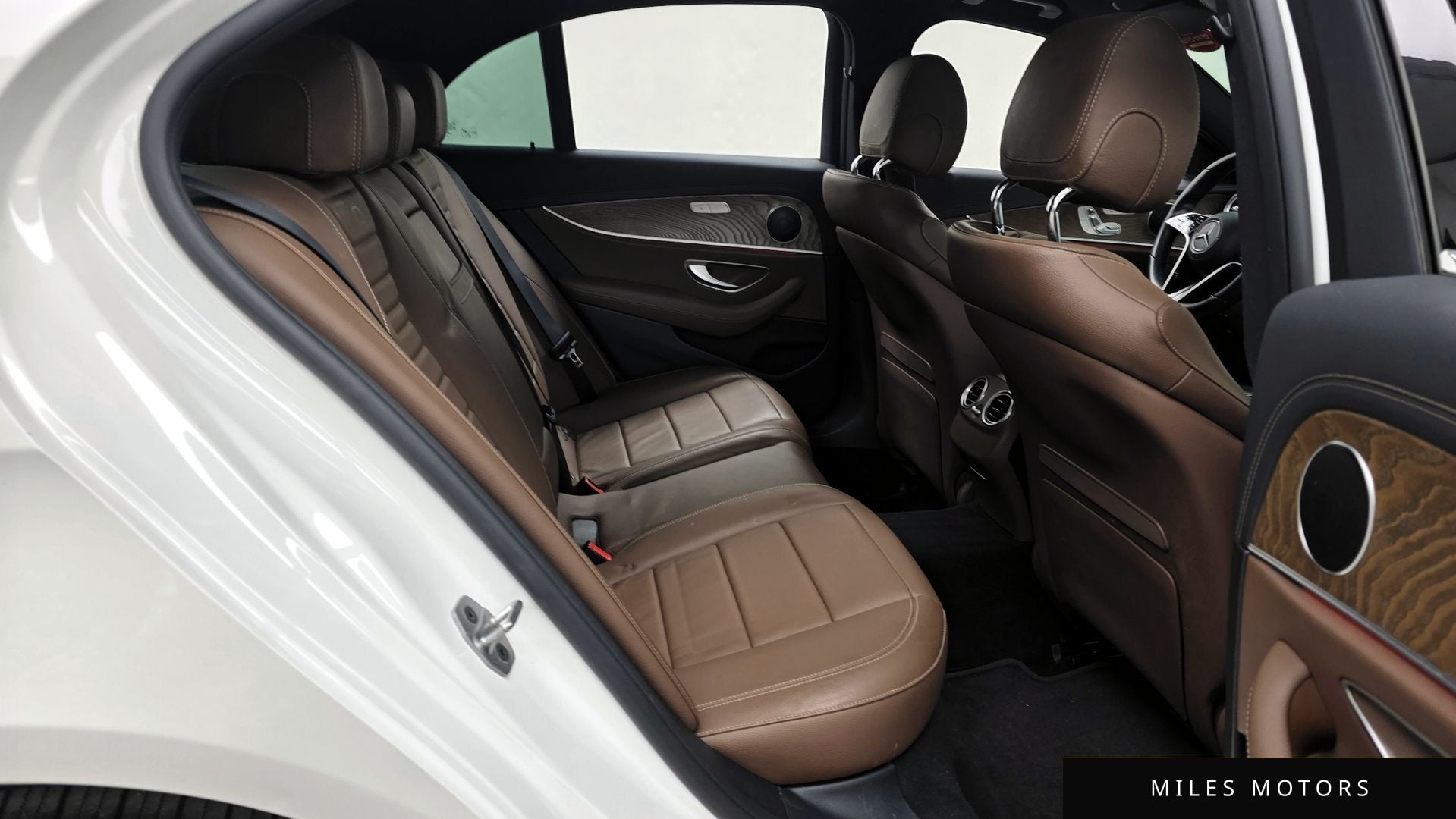 Mercedes-Benz E-Class W213 2021 — миниатюра 12