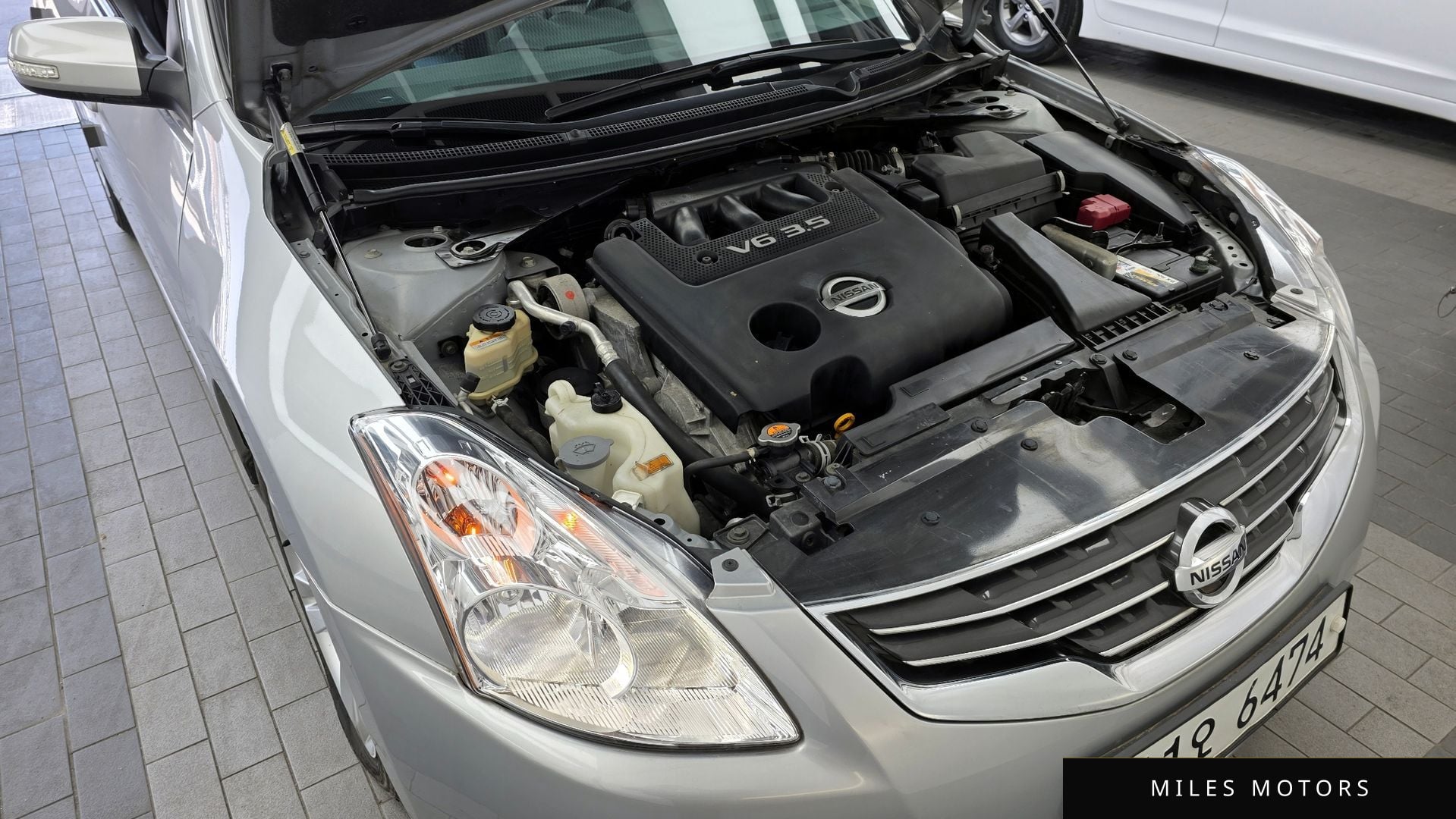 Nissan Altima 2010 — миниатюра 5