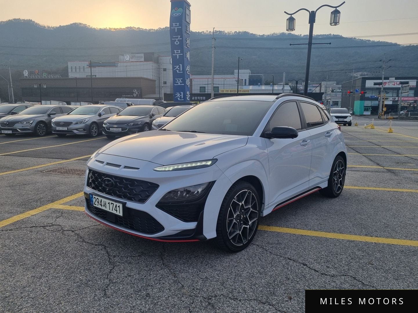 Hyundai Kona 2022 — фото 1 из 12