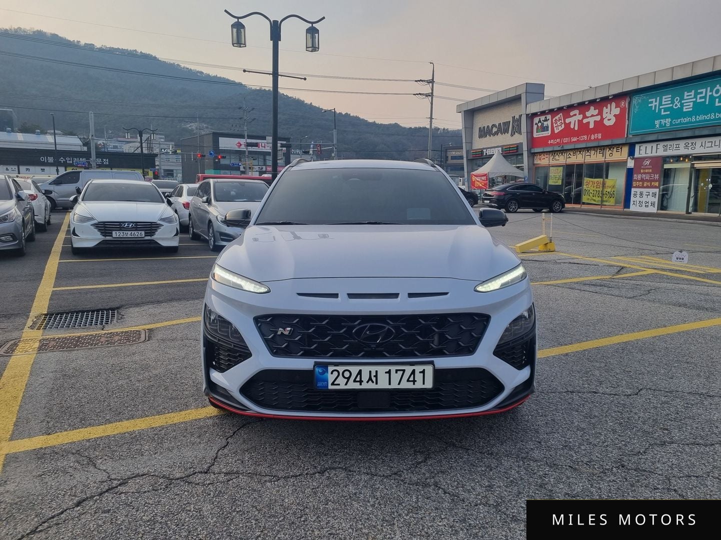 Hyundai Kona 2022 — миниатюра 3